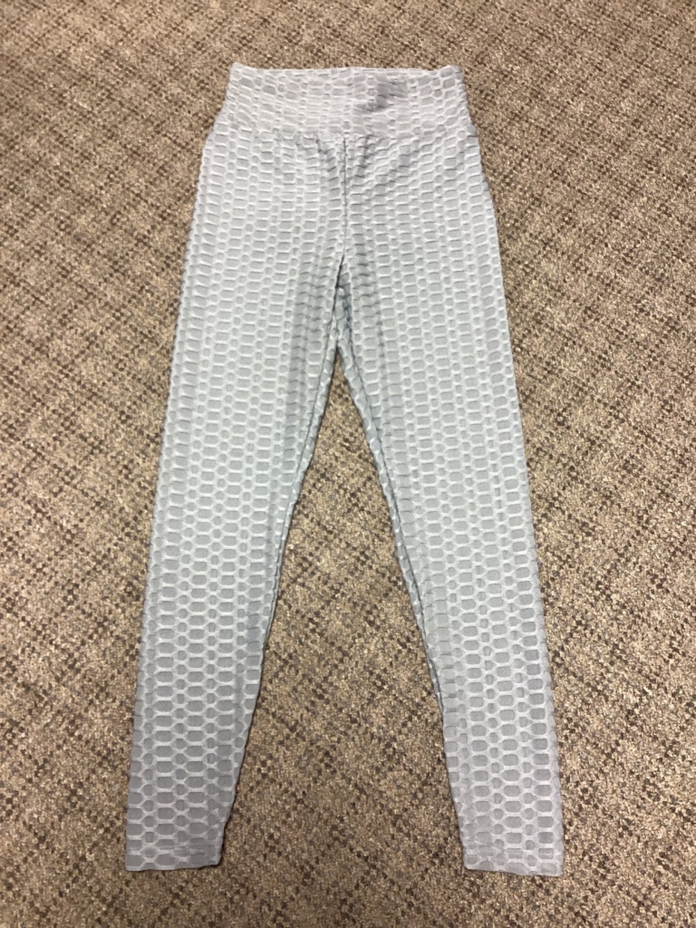 SHEIN Gray Textured Honeycomb Ruched Scrunch Butt Lift Leggings Size Small